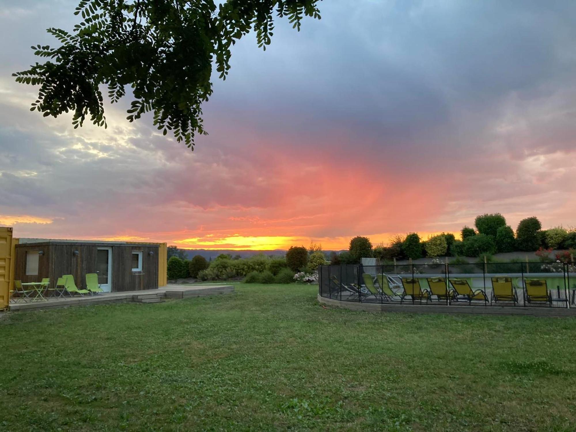 Des Branches & Vous Bed & Breakfast Chateauneuf-sur-Isere Exterior photo